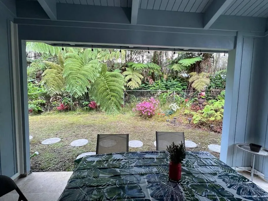 Holiday home Romantic Volcano Retreat: Luxury Soak-Tub & Firepit Near Hawaii Park United States